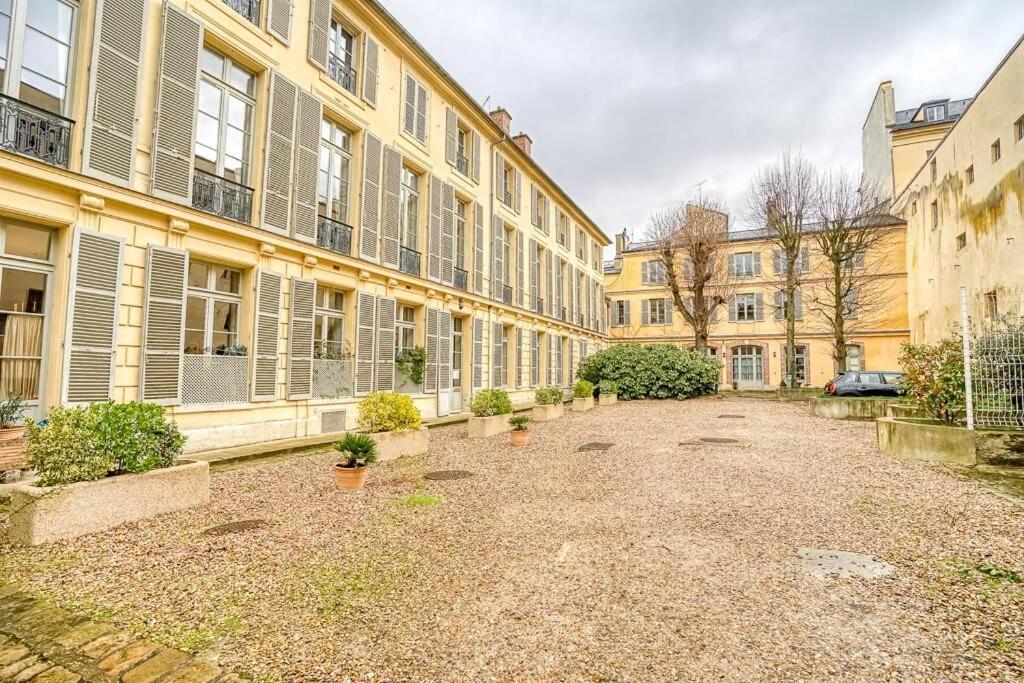 Le Richelieu Apartment Versailles Exterior photo