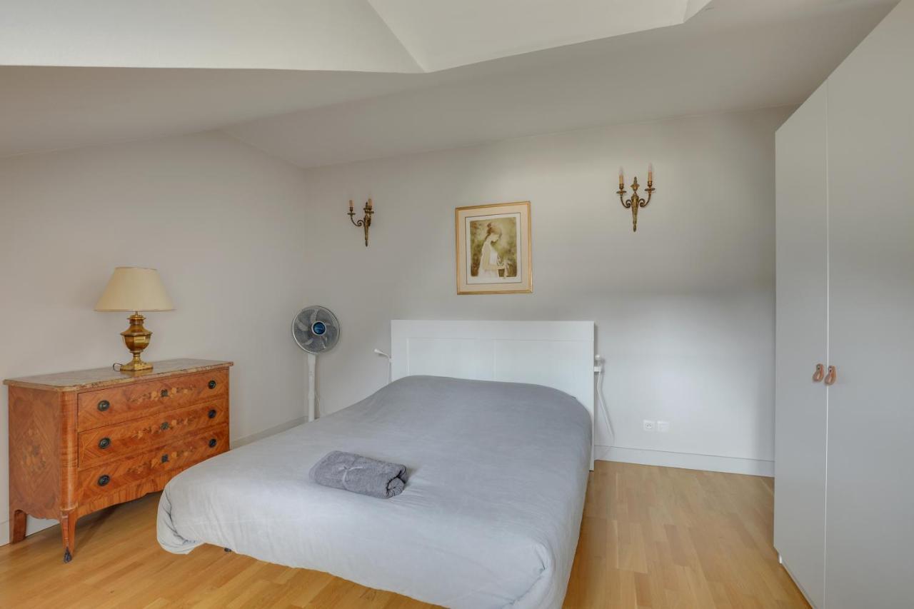 Le Richelieu Apartment Versailles Exterior photo